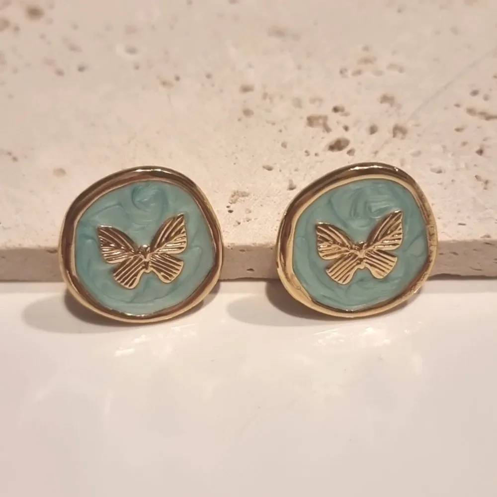 New! Vintage Style Aqua Enamel Gold Butterfly Stud Earrings Gold Plated A4 NWOT